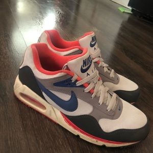 Women’s Nike Air max
